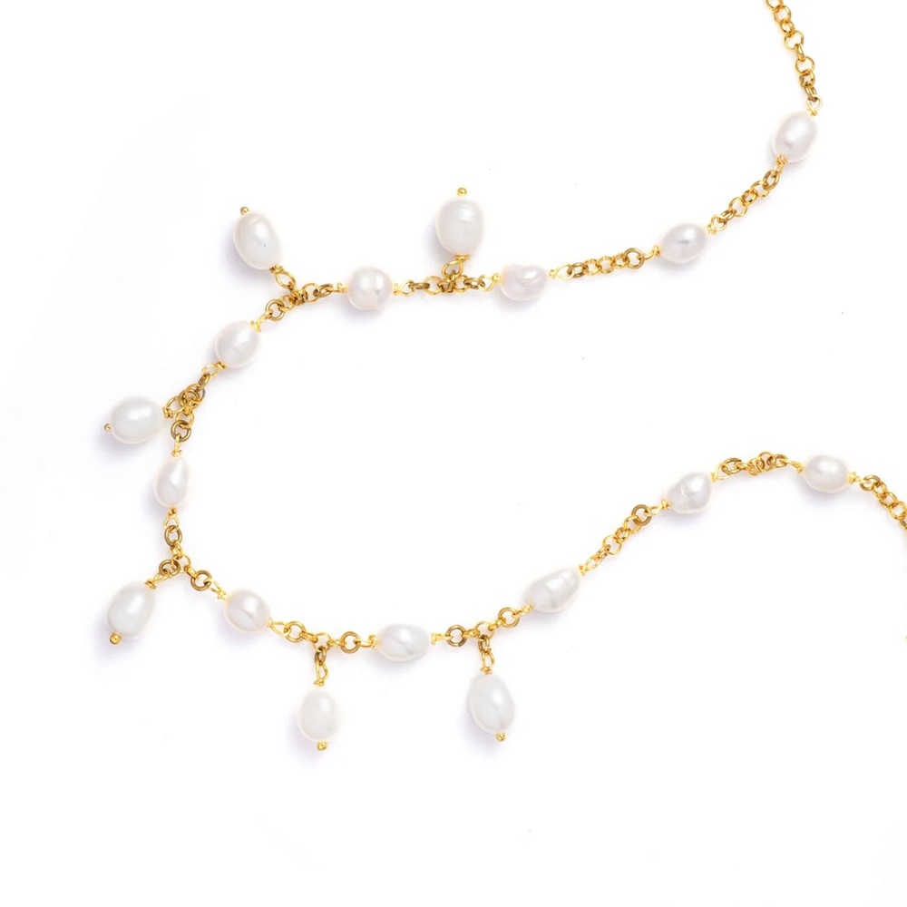 Pearl Chain Necklace by Mayamar